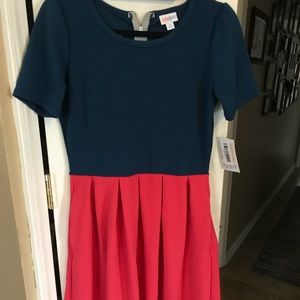 Lularoe Amelia medium
